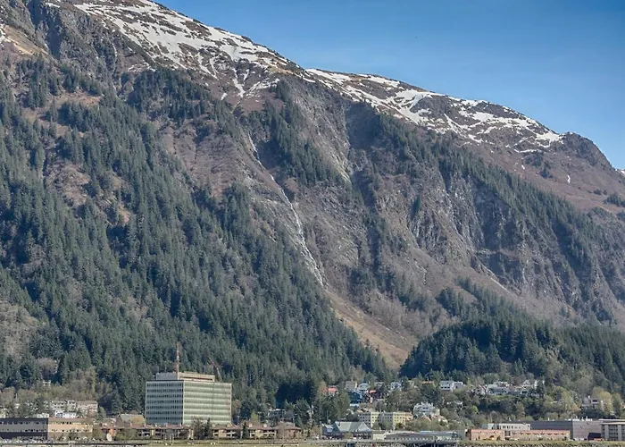 Beachside Villa Luxury Suites And Vacation Rentals Juneau