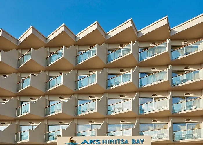 Aks Hinitsa Bay Hotel