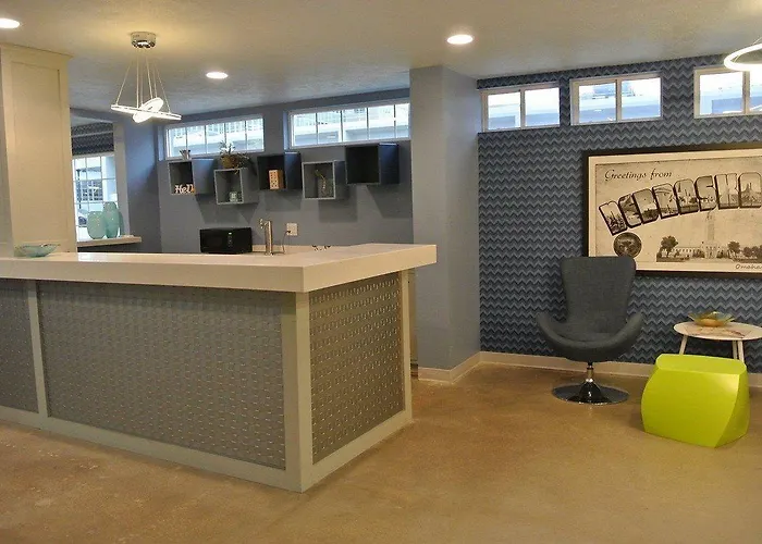 402 Hotel Omaha