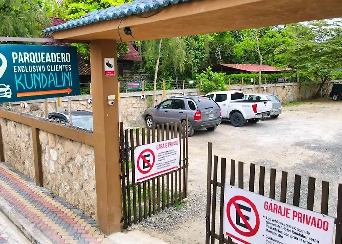 Hotel Kundalini Montanita