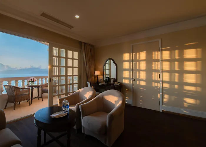 Sunrise Nha Trang Beach Hotel & Spa