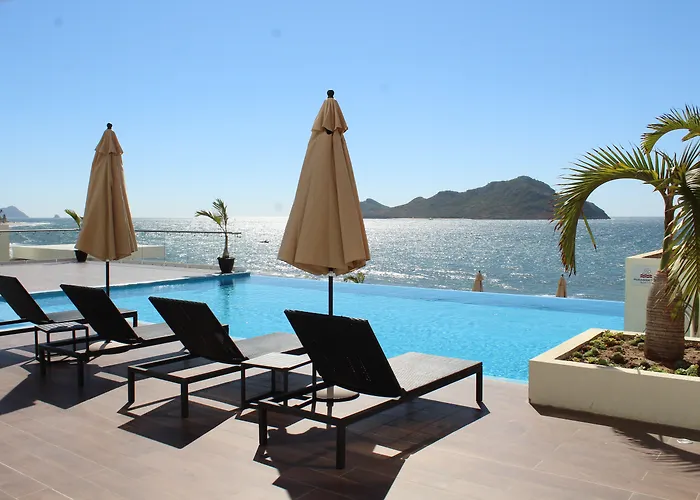 Doubletree By Hilton Mazatlan, Sin Hotel