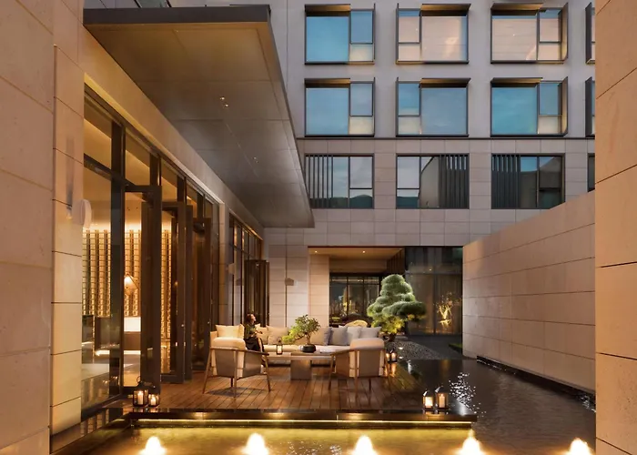 Joyze Hotel Xiamen, Curio Collection By Hilton