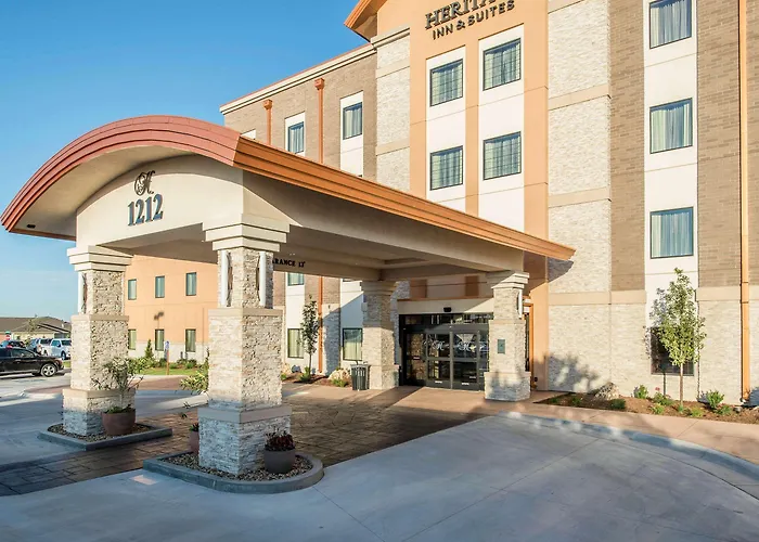 The Heritage Inn & Suites, Ascend Hotel Collection Garden City