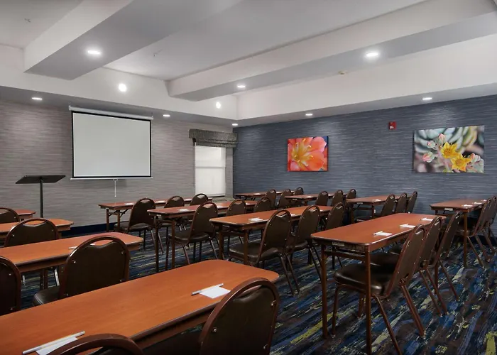 Hampton Inn Eagle Pass