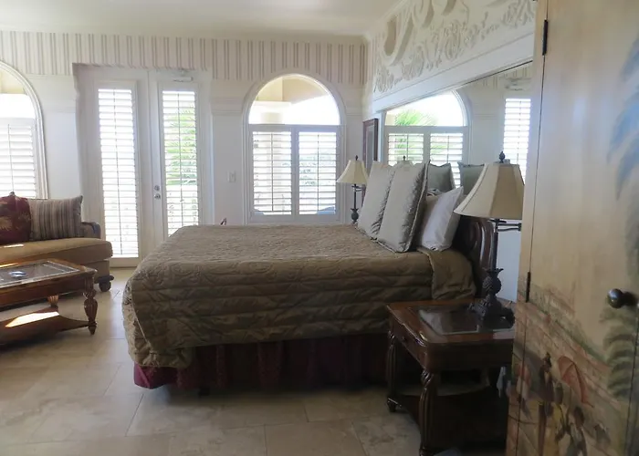 Pearl Of The Sea Luxury Bed & Breakfast St. Augustine Beach
