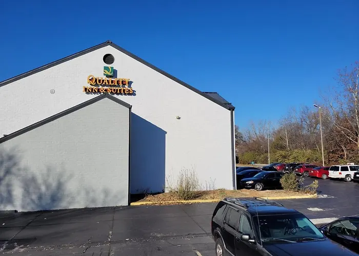 Quality Inn & Suites Columbia I-70
