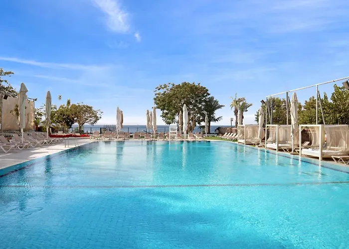 Neptune Eilat By Dan Hotels