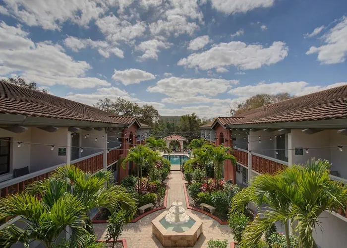 Clarion Pointe Tampa-Brandon Near Fairgrounds And Casino Hotel Mango