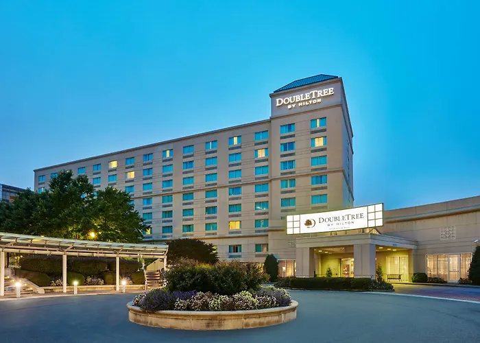 Doubletree By Hilton Charlotte Uptown Hotel
