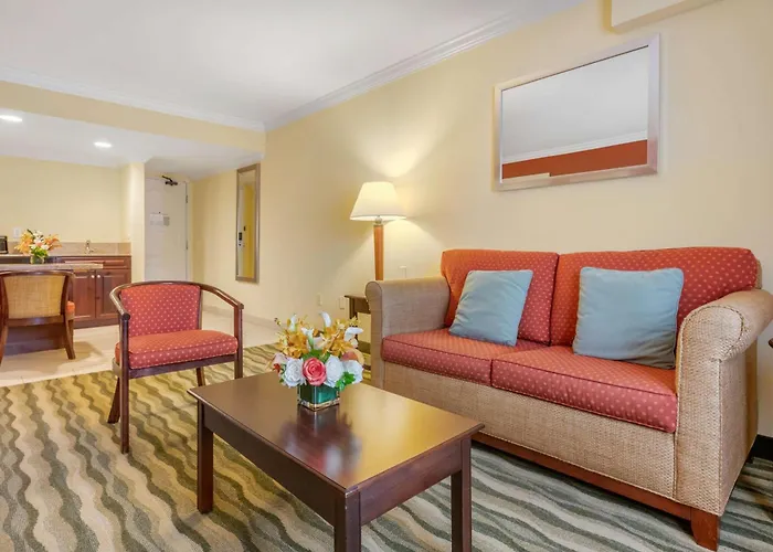 Best Western Plus Palm Beach Gardens Hotel & Suites And Conference Ct