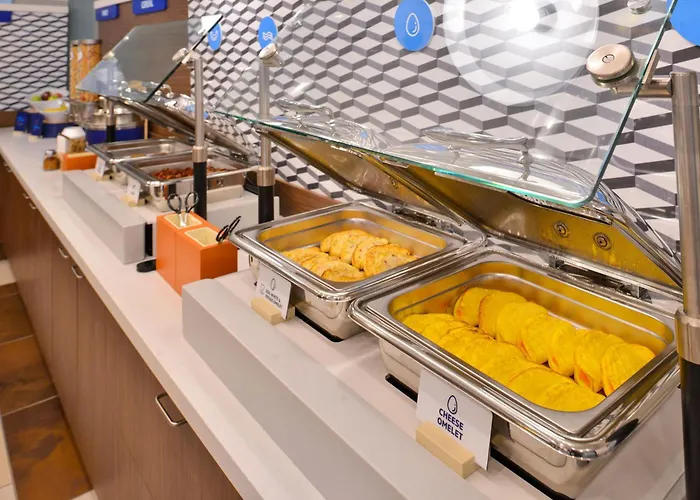 Holiday Inn Express Corning By Ihg