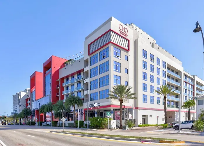 Beachfront Condo With Rooftop Pool! Hollywood