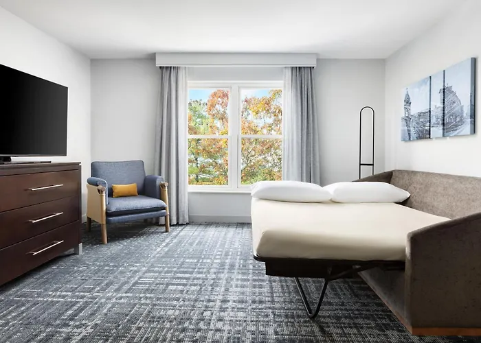 Homewood Suites By Hilton Manchester/Airport