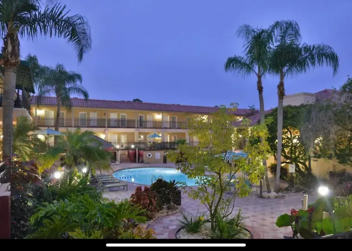 Red Roof Inn Plus & Suites Tampa
