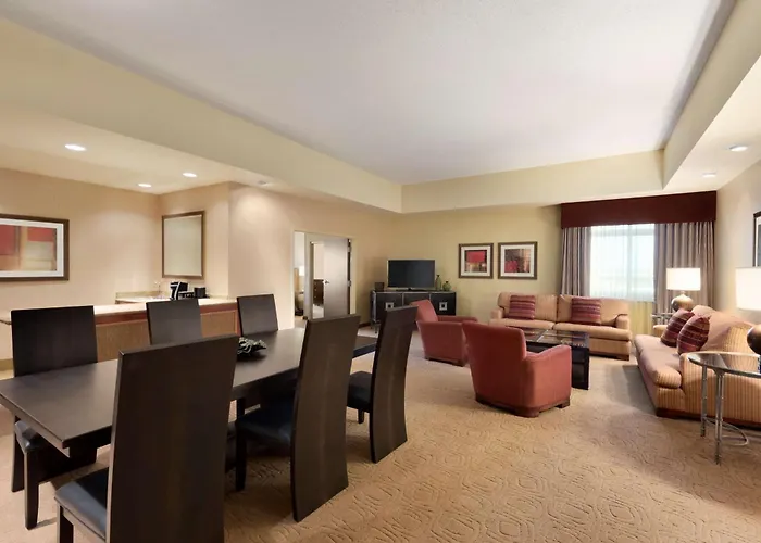 Embassy Suites Omaha- La Vista/ Hotel & Conference Center