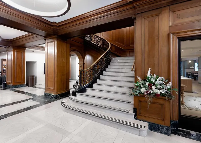 Hotel Fort Des Moines, Curio Collection By Hilton