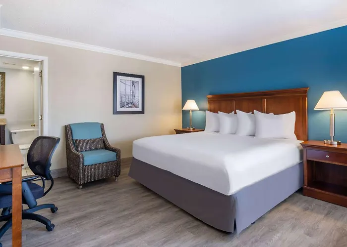 The Sandbar Hotel, Trademark Collection By Wyndham Myrtle Beach