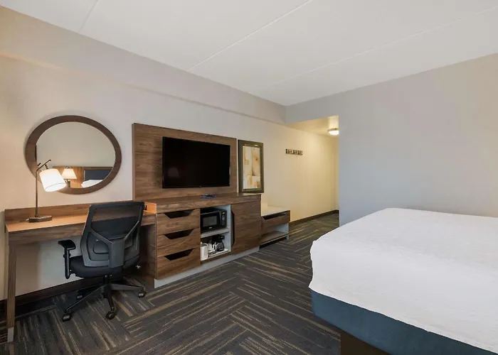 Hampton Inn & Suites Plattsburgh