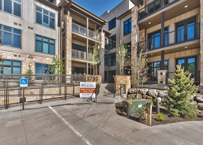 Blackstone Luxury 2Br, Walk To Skiing At Cabriolet, Mountain View, Shared Pool And Hot Tub, Gym Park City