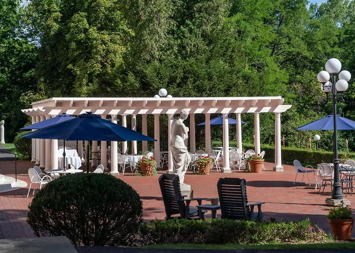 Geneva On The Lake Boutique Resort Hotel