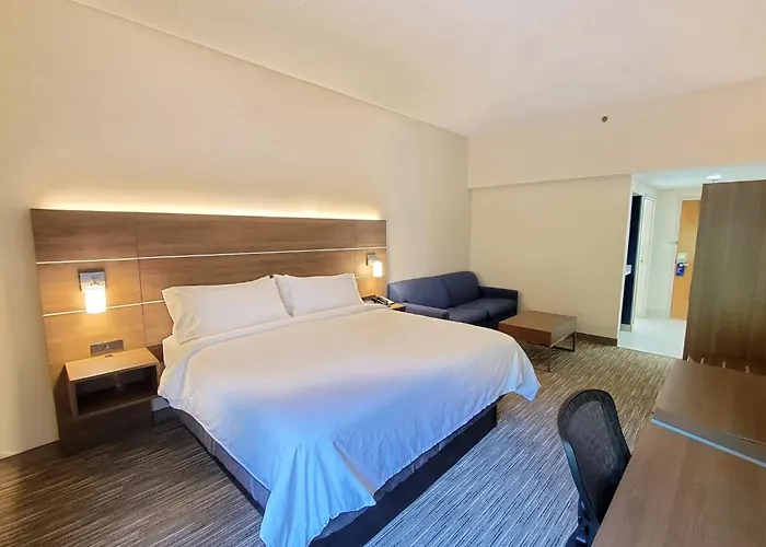 Holiday Inn Express Edgewood-Aberdeen-Bel Air