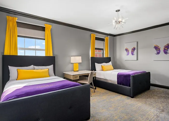 The Admiral, Downtown Historic District Hotel Mobile
