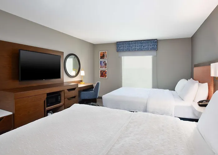 Hampton Inn Clinton