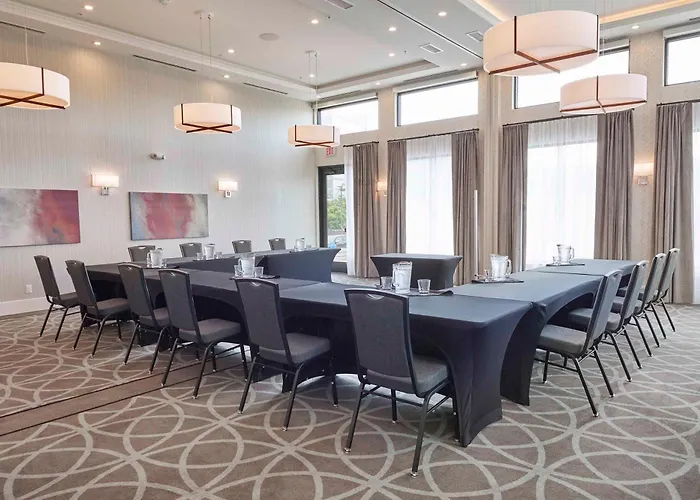 Sandman Signature Plano-Frisco Hotel