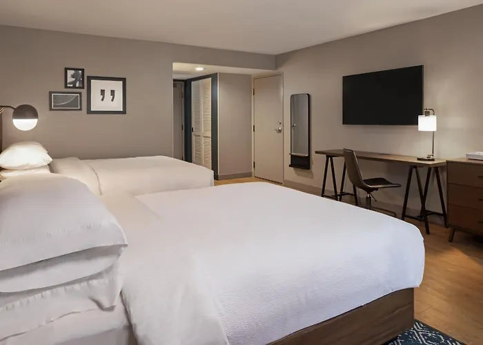 Four Points By Sheraton Bakersfield