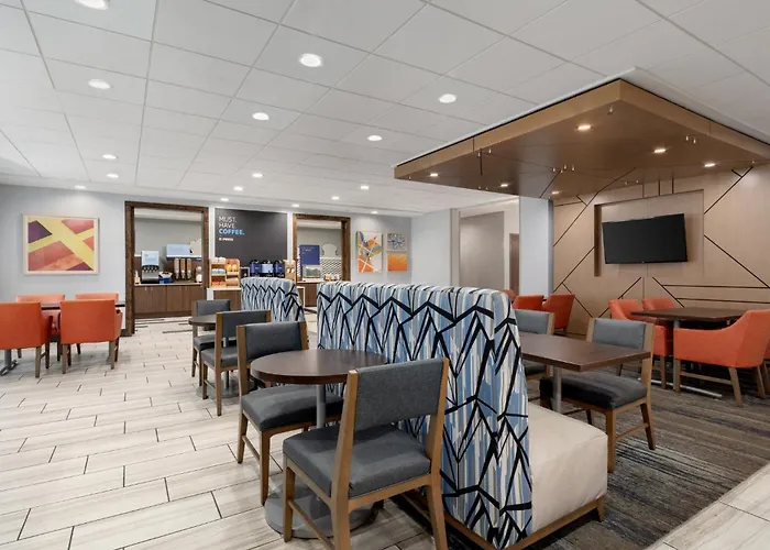 Holiday Inn Express Hotel & Suites Saginaw By Ihg