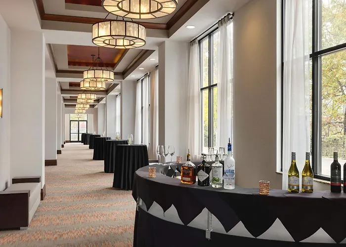 Embassy Suites Chattanooga Hamilton Place