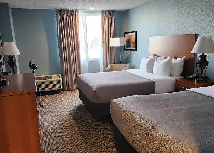 Quality Inn & Suites Garden Of The Gods Colorado Springs