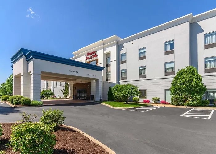 Hampton Inn & Suites Hartford-Manchester