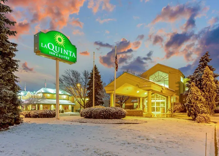 La Quinta By Wyndham Appleton College Avenue Hotel