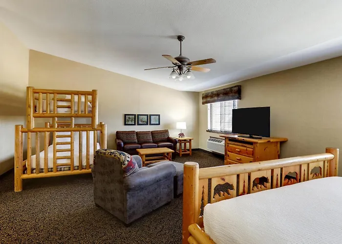 Stoney Creek Hotel St. Joseph