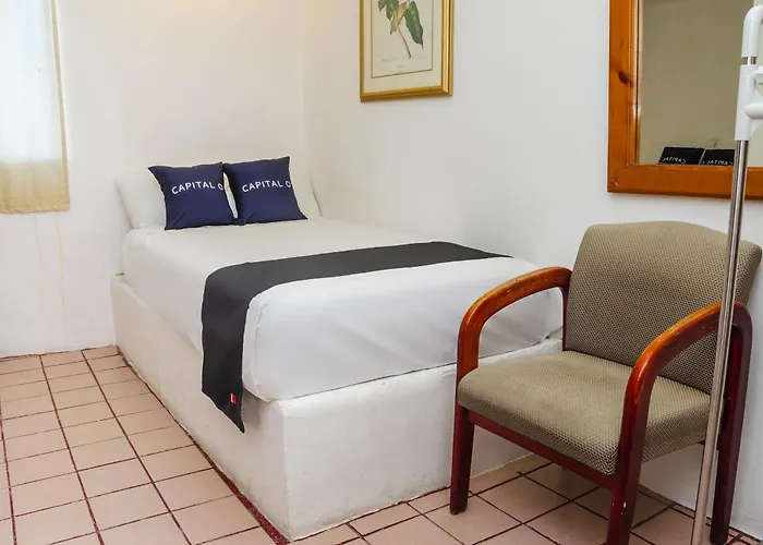 Capital O Hotel Dos Mares, Cabo San Lucas