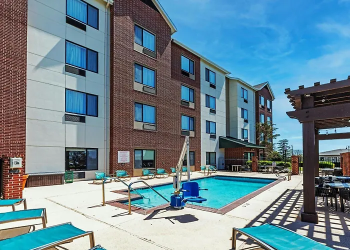 Boutique Hotels in Broken Arrow