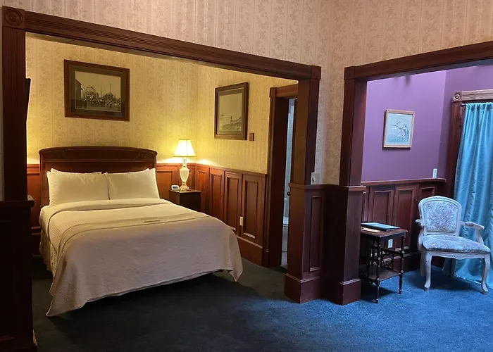 The Inn At 2Nd & C Eureka