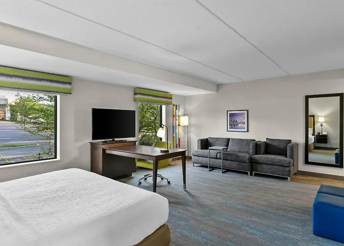 Hampton Inn & Suites Baltimore/Woodlawn