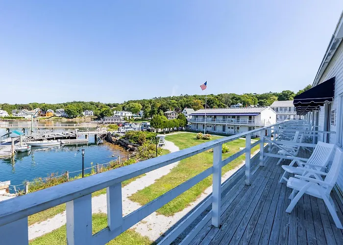 Boothbay Harbor Inn