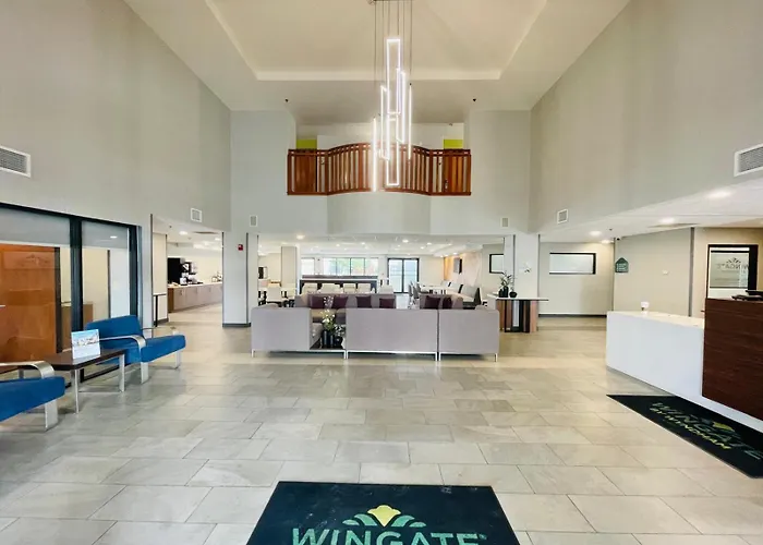 Wingate By Wyndham Parkersburg-Vienna Hotel