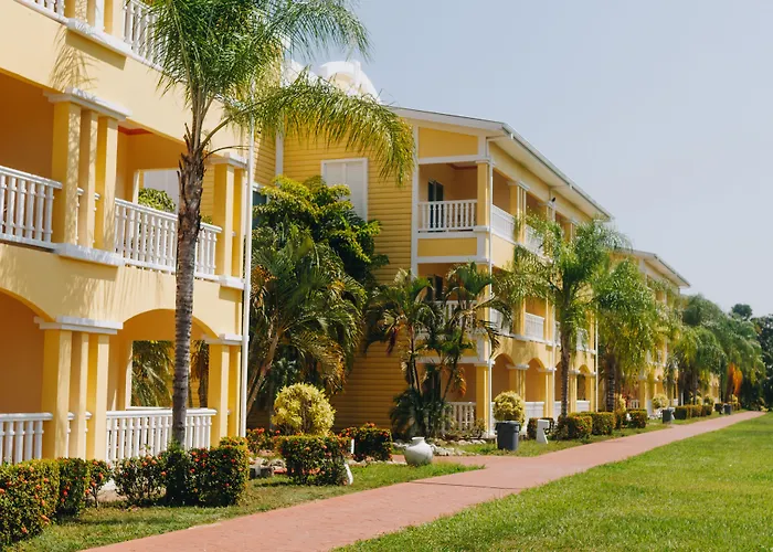 Telamar Resort