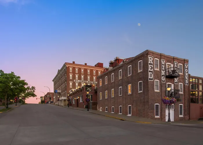 St James Hotel Red Wing