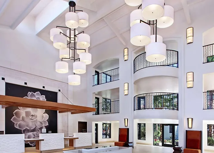 Embassy Suites By Hilton Palm Desert