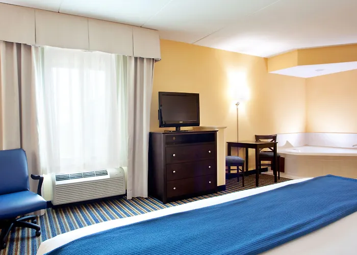 Holiday Inn Express & Suites Wilmington-Newark By Ihg