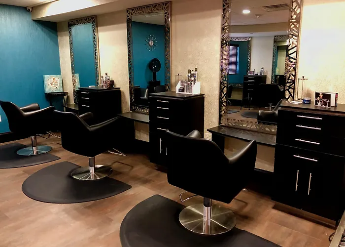 Lux Hotel & Spa Arlington