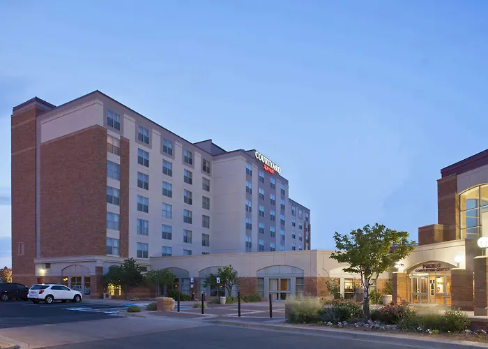 Courtyard By Marriott Pueblo Hotel