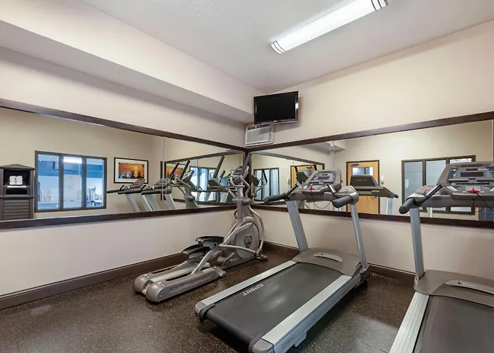 Best Western Plus Albert Lea I-90/I-35 Hotel