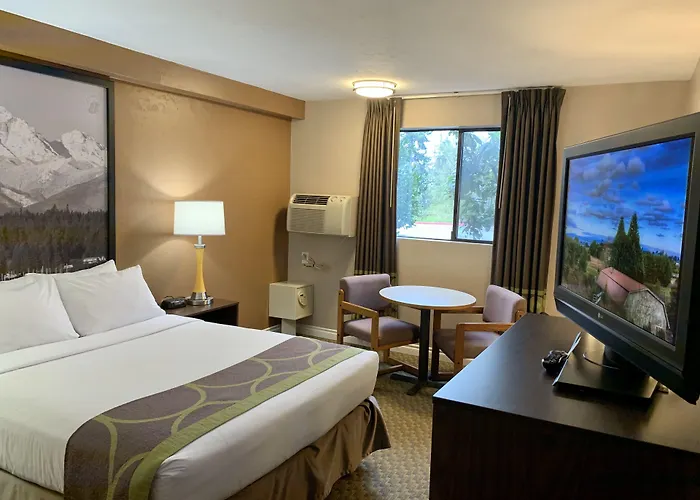 Super 8 By Wyndham Port Angeles At Olympic National Park Motel